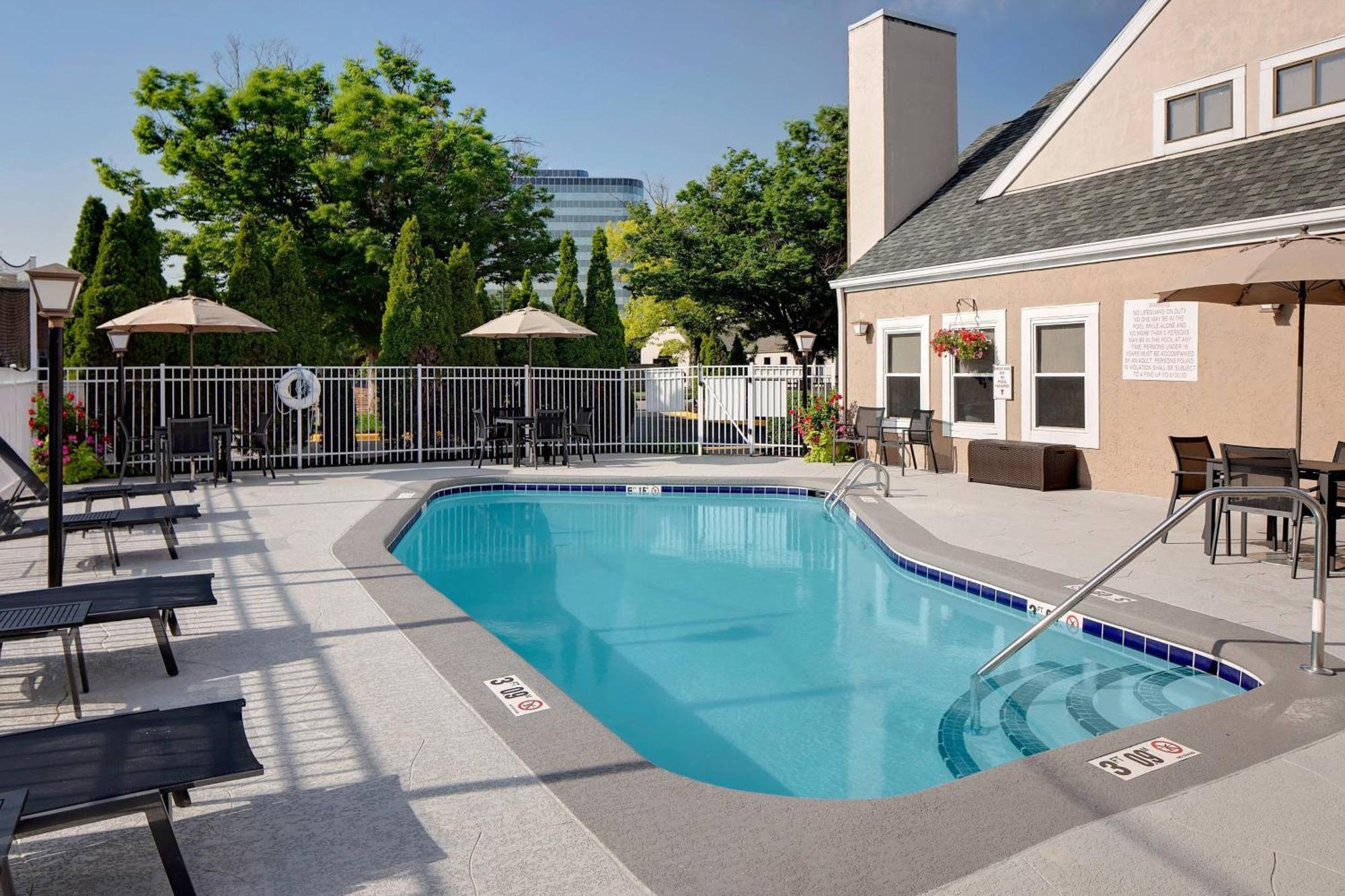 Residence Inn Louisville East מראה חיצוני תמונה